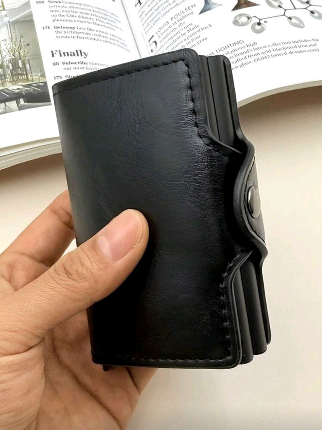 TARJETERO DOBLE PARA HOMBRE DE CUERO NEGRO M29